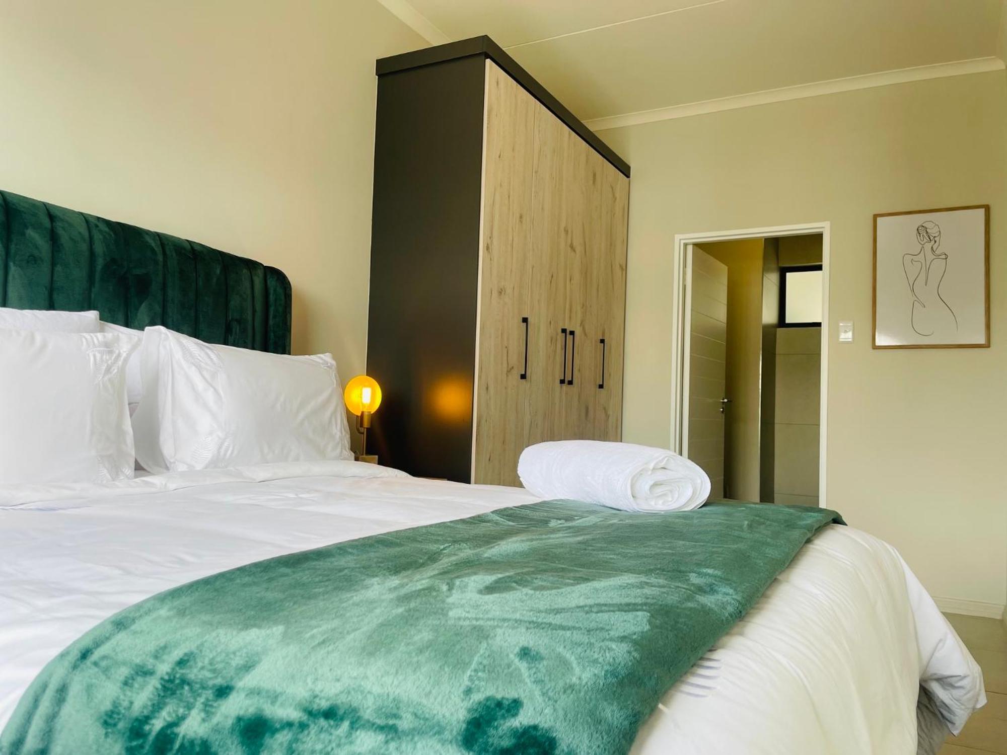 Mikeys Place On New: 2Bed2Bath No.1 With Free Wifinetflix Midrand Buitenkant foto